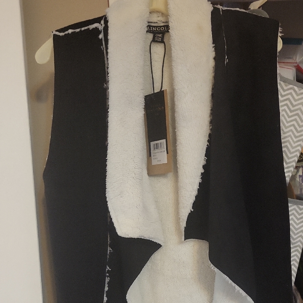 Lincoln Women's Black and White Cardigan Vest